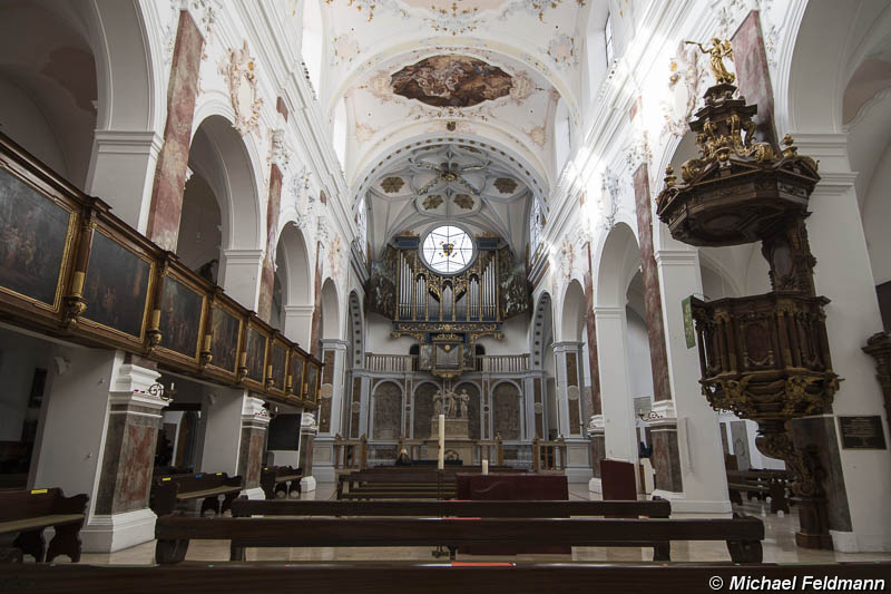 Innenraum der St. Annakirche in Augsburg