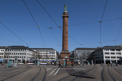 Luisenplatz mit Ludwigssäule