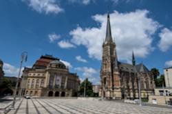 Chemnitz Theaterplatz mit Oper