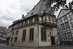 Goslar Brusttuch