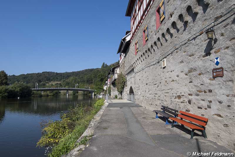 Altes Rathaus und Stadtmauer von Dausenau