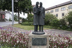 Kassel Brüder-Grimm-Statue