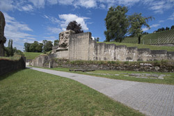 Einfahrt zum Amphitheater in Trier