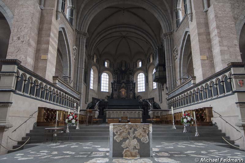 Altar im Dom zu Trier